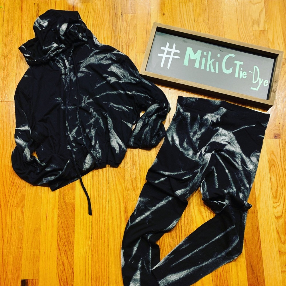 Large jogger set